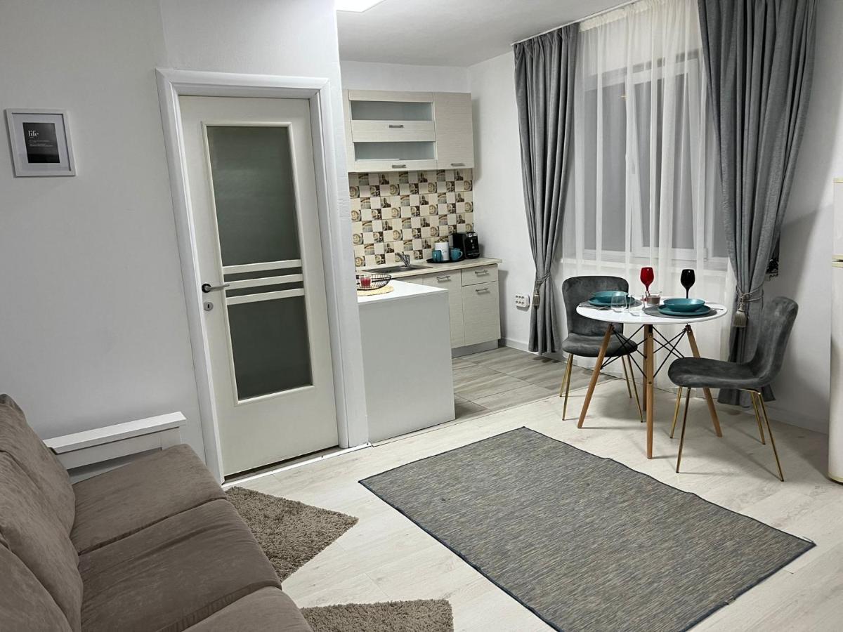 클루지나포카 Compact House 아파트 외부 사진