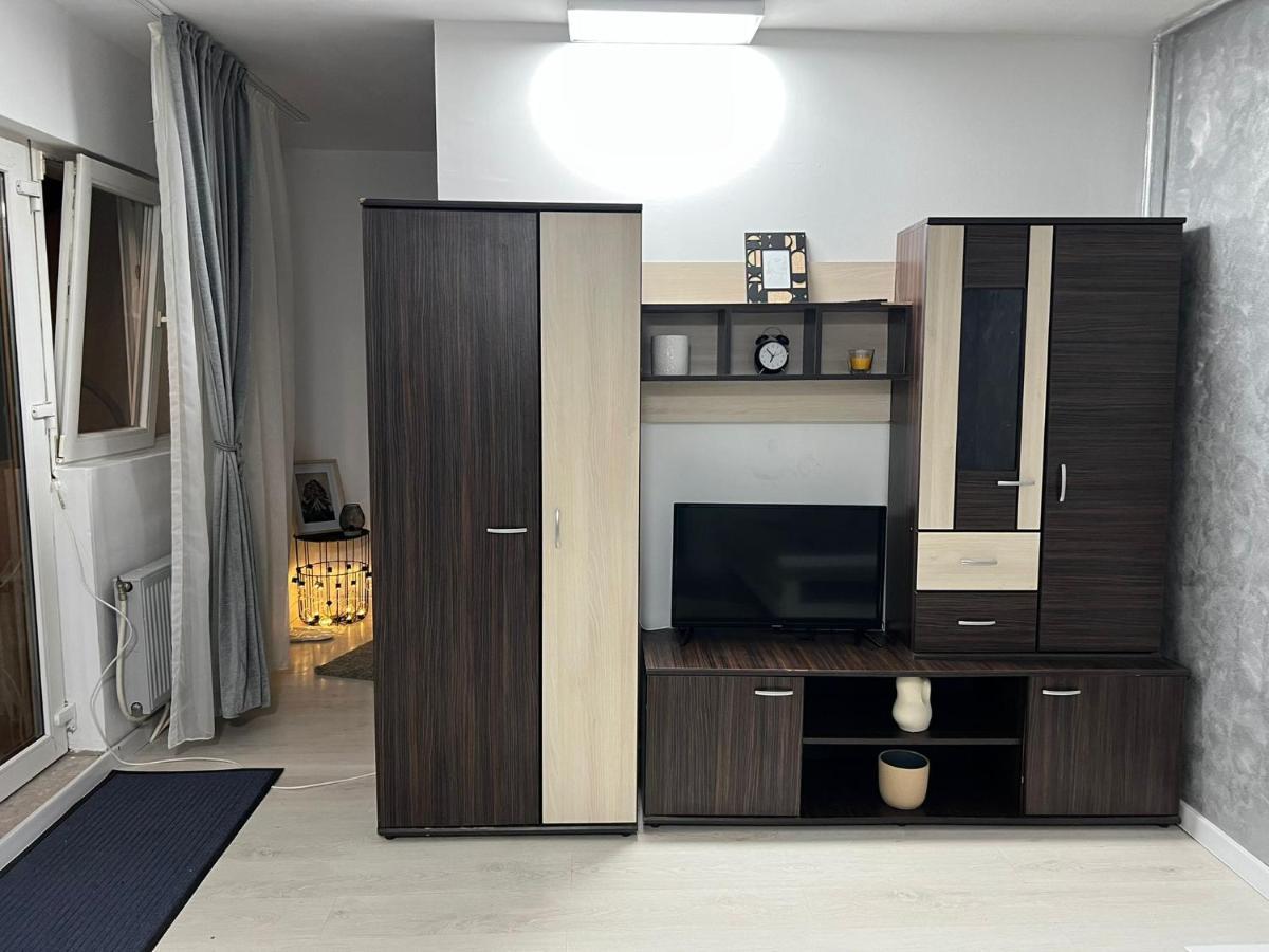 클루지나포카 Compact House 아파트 외부 사진