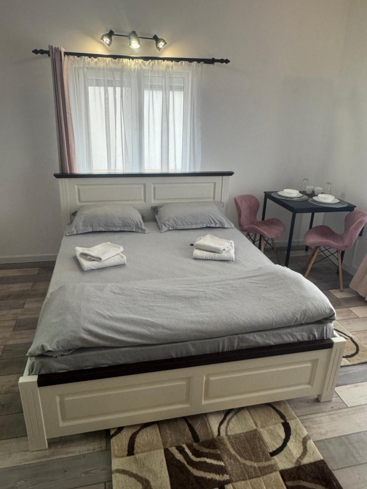 클루지나포카 Compact House 아파트 외부 사진