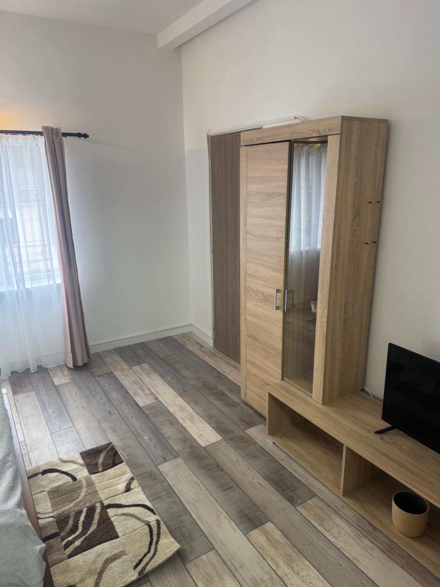 클루지나포카 Compact House 아파트 외부 사진