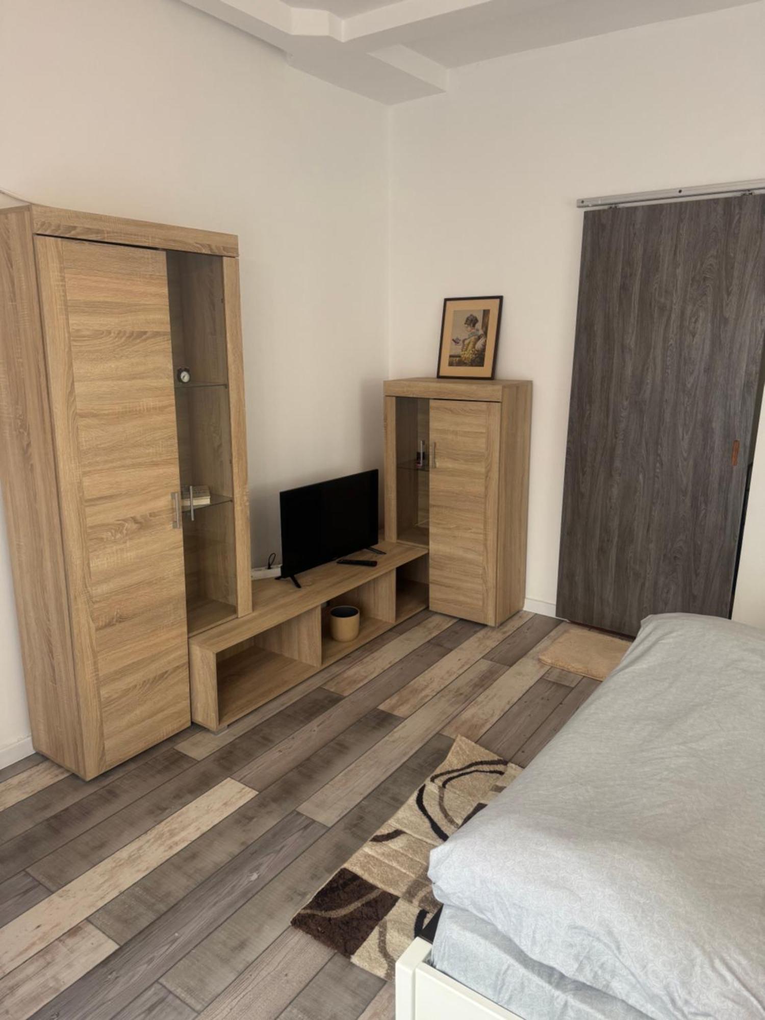 클루지나포카 Compact House 아파트 외부 사진